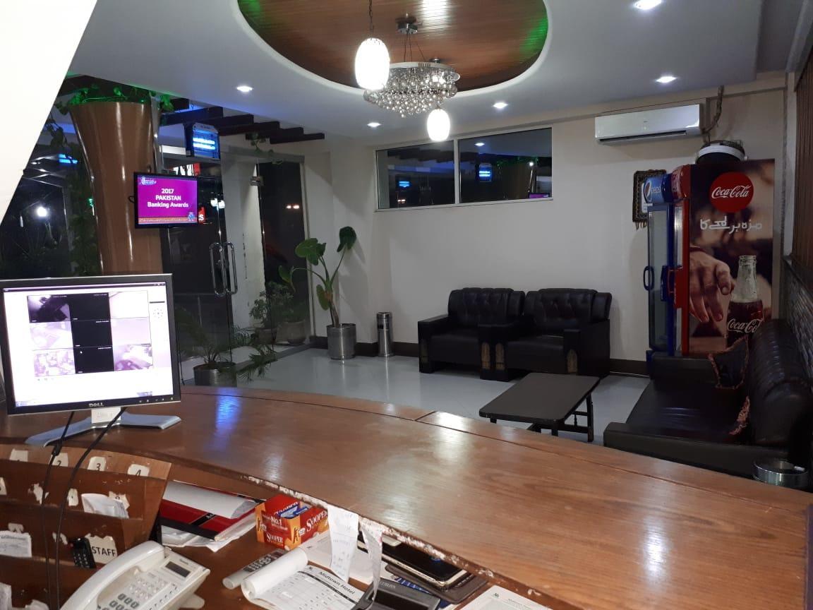 Midtown Hotel Rawalpindi Exteriör bild