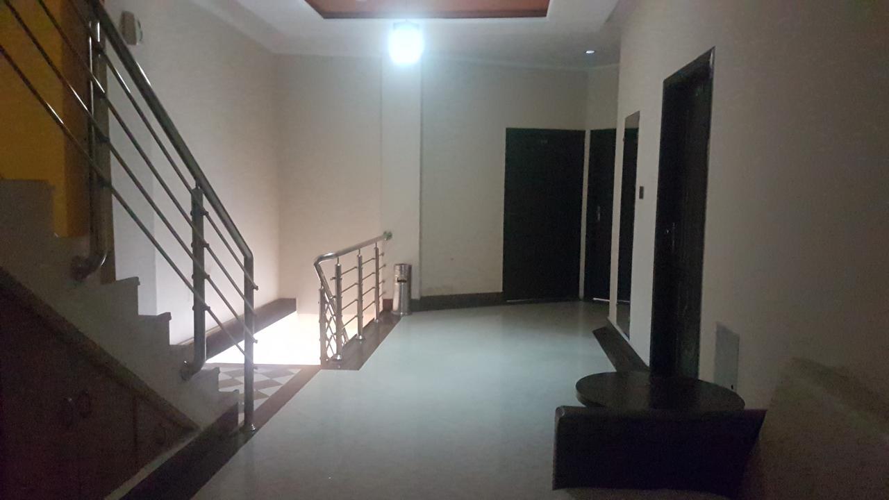 Midtown Hotel Rawalpindi Exteriör bild